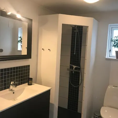 Skon Feriebolig Med Havudsigt I Naturskont Omrade Munkebo Extérieur photo