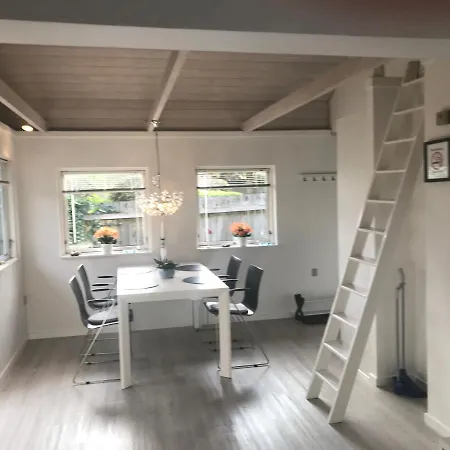 Skon Feriebolig Med Havudsigt I Naturskont Omrade Munkebo Extérieur photo